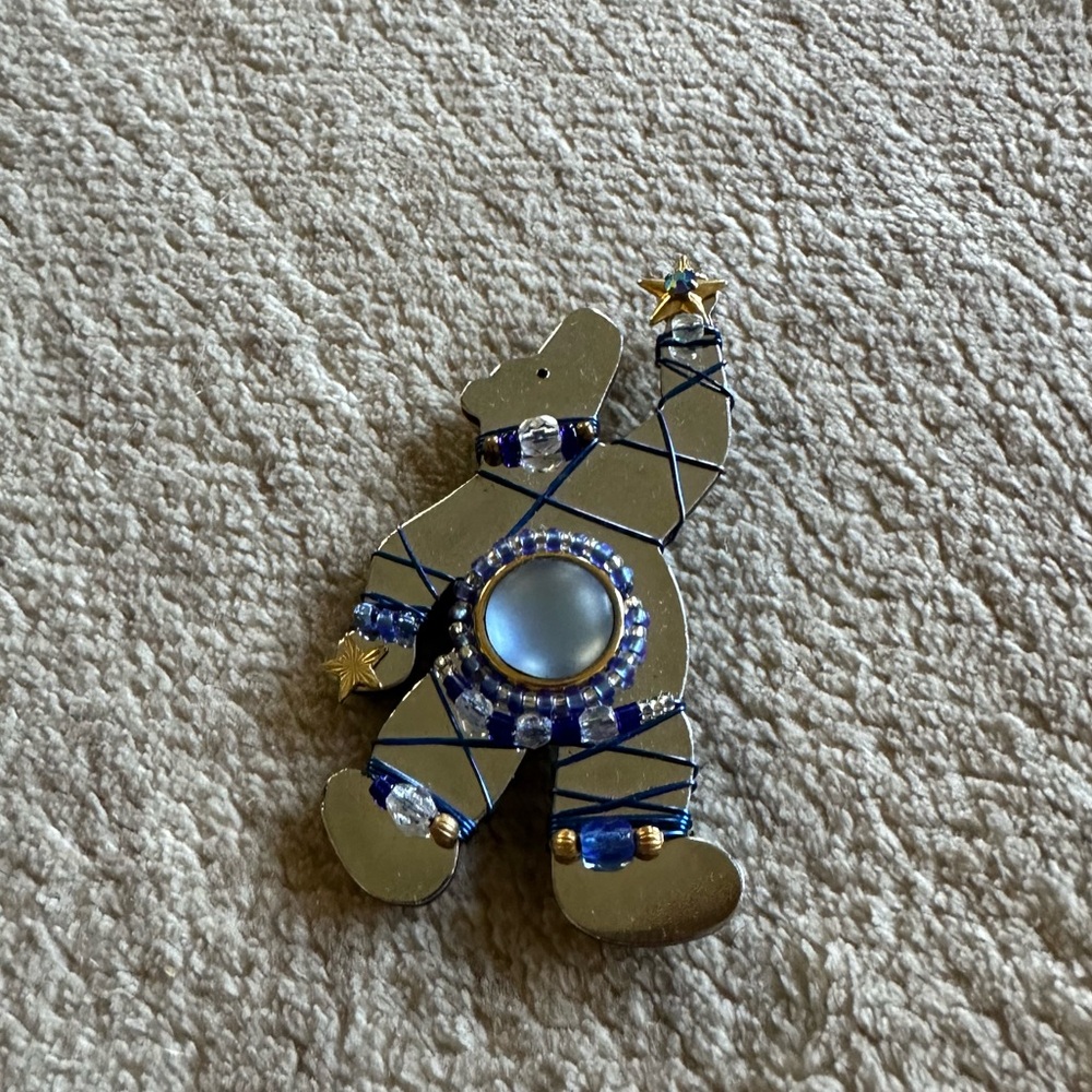 Liztech Brooch Pin Bundle - Picture 2 of 9